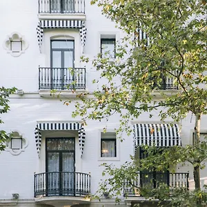 Petit Palace Puerta De Triana Hotel